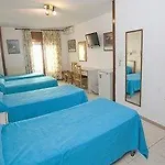 Lizana 2 בית הארחה 2*